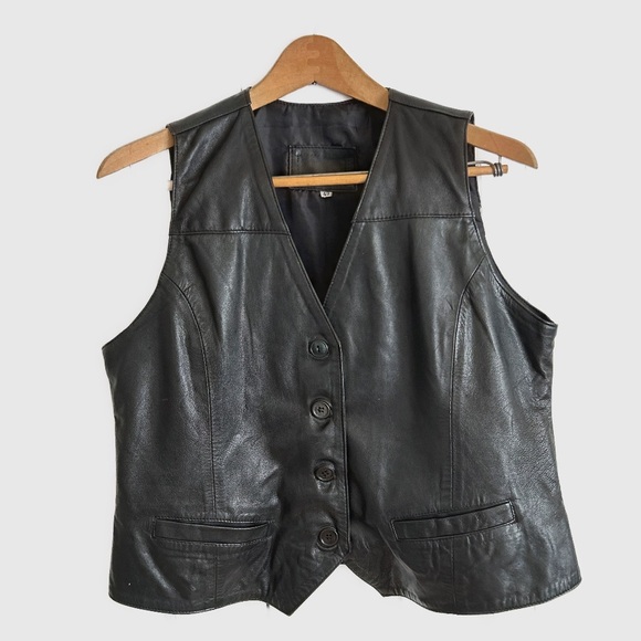 Leather vest - Picture 2 of 11